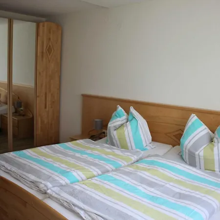 Haus Am Muehlberg 아파트